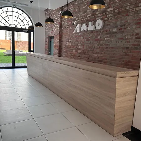 Z Balkonem I Parkingiem Апартаменты
