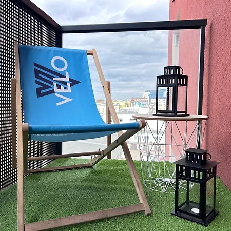 Z Balkonem I Parkingiem